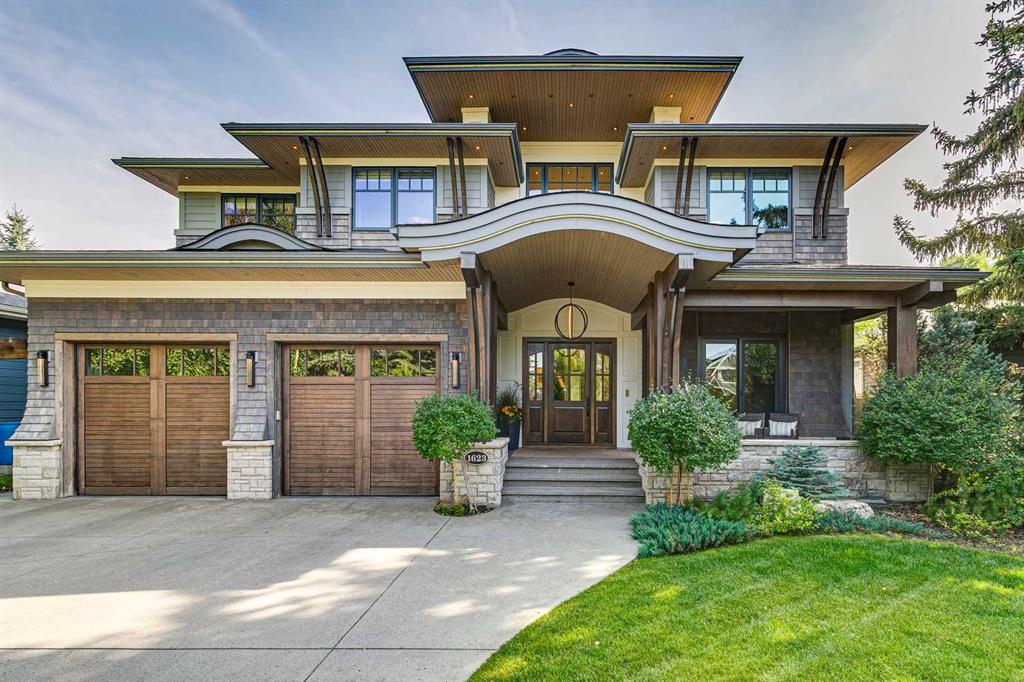 Picture of 1623 49 Avenue SW, Calgary Real Estate Listing