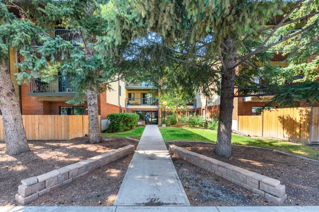 Picture of 209, 1919 36 Street SW, Calgary Real Estate Listing