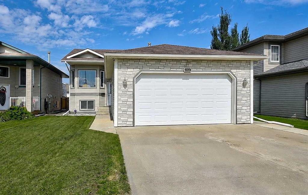 Picture of 10720 124B Avenue , Grande Prairie Real Estate Listing