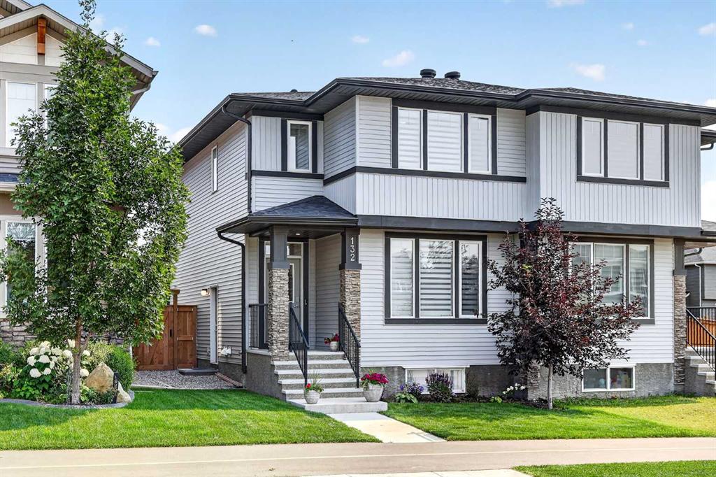 Picture of 132 Creekside Drive SW, Calgary Real Estate Listing