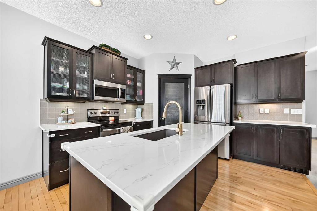 Picture of 59 Prestwick Street SE, Calgary Real Estate Listing
