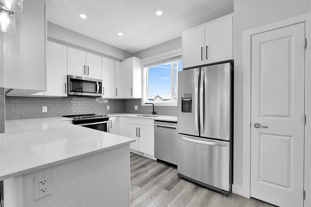 Picture of 512, 16 Evanscrest Park NW, Calgary Real Estate Listing