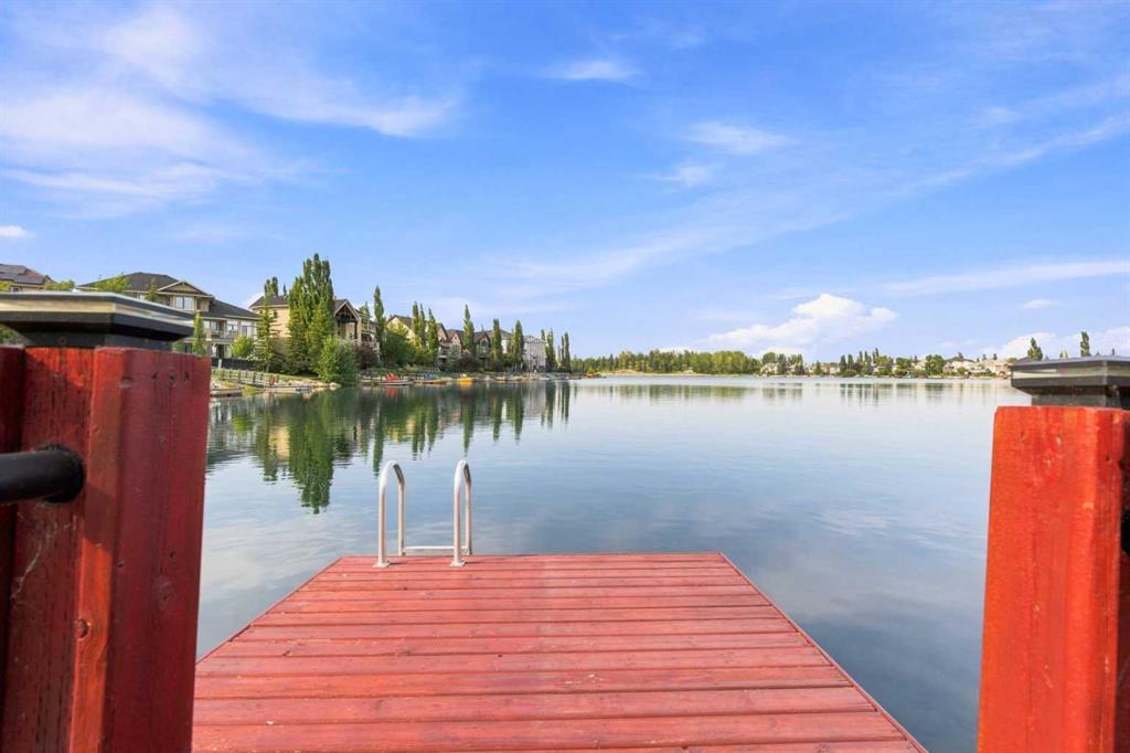 Picture of 39 Chapala Terrace SE, Calgary Real Estate Listing