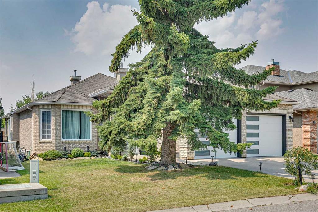 Picture of 6991 Christie Briar Manor SW, Calgary Real Estate Listing