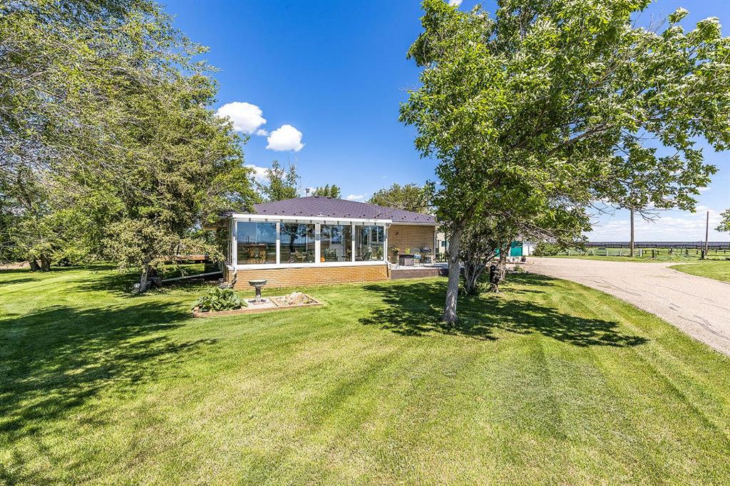 Picture of 14017 Range Road 65  , Rural Cypress County Real Estate Listing