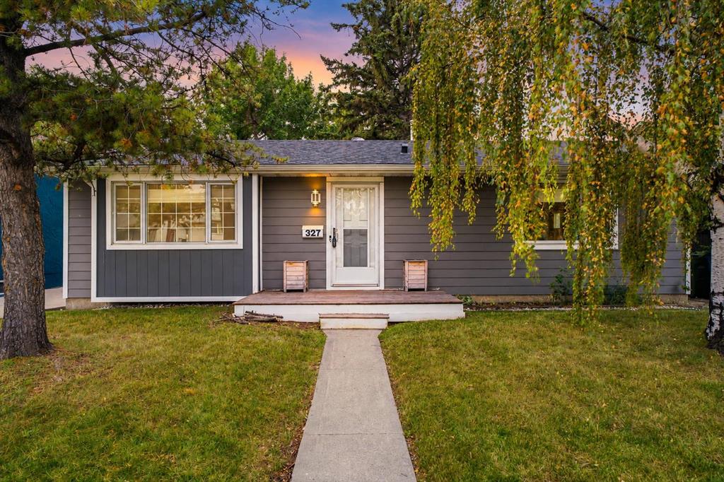 Picture of 327 Lynnview Way SE, Calgary Real Estate Listing