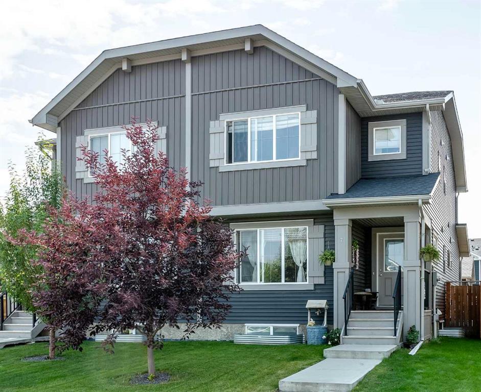 Picture of 7 Emberside Hollow , Cochrane Real Estate Listing