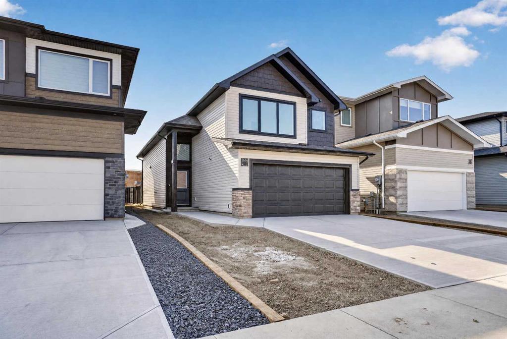Picture of 2616 44 Street S, Lethbridge Real Estate Listing