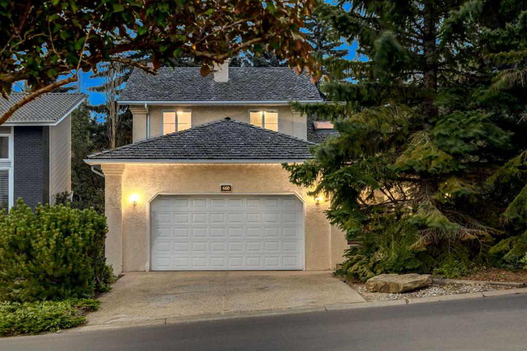 Picture of 660 Coach Grove Road SW, Calgary Real Estate Listing