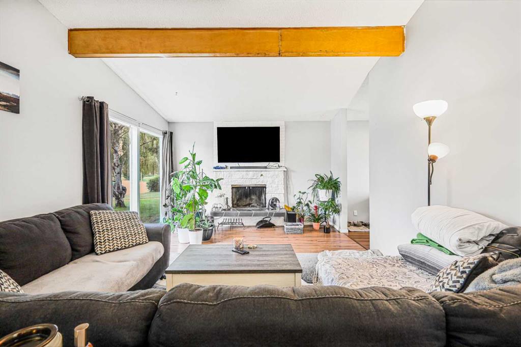 Picture of 5112 Maryvale Drive NE, Calgary Real Estate Listing
