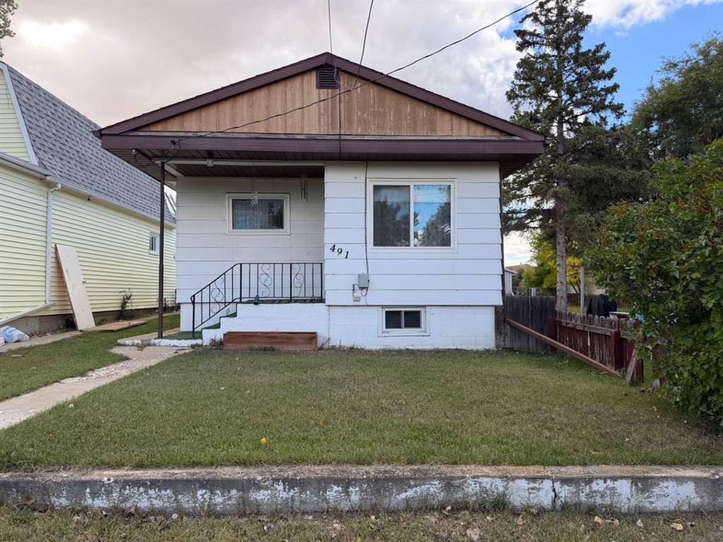 Picture of 491 2 Street , Drumheller Real Estate Listing