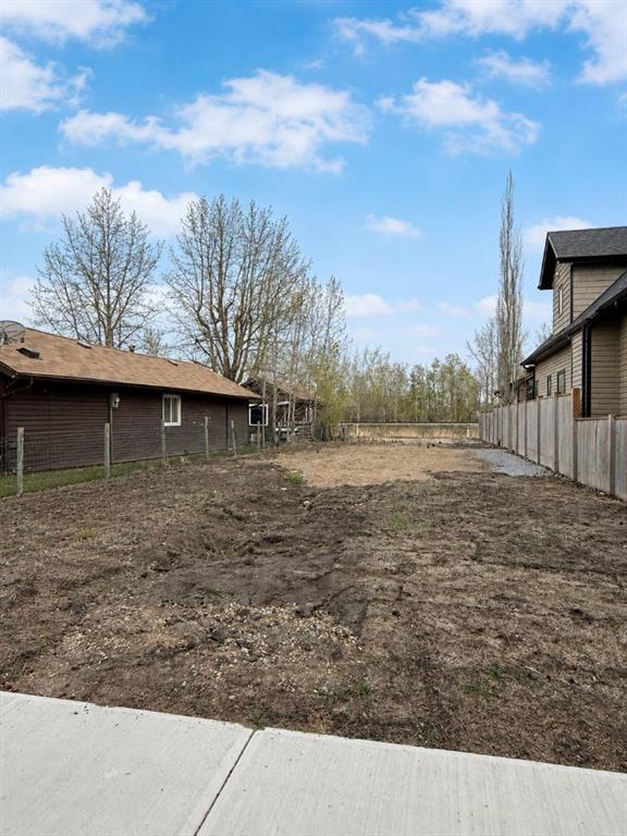 Picture of 3907 50 Avenue , Sylvan Lake Real Estate Listing