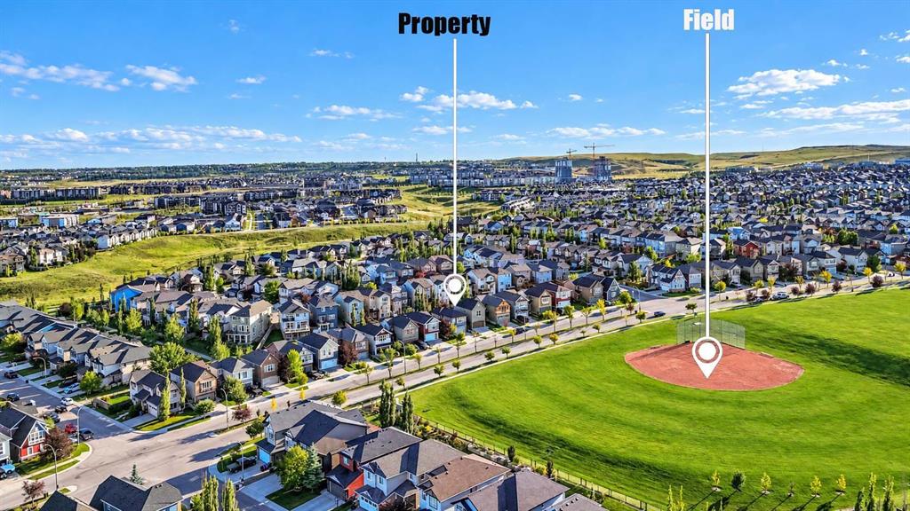 Picture of 192 Sage Valley Drive NW, Calgary Real Estate Listing