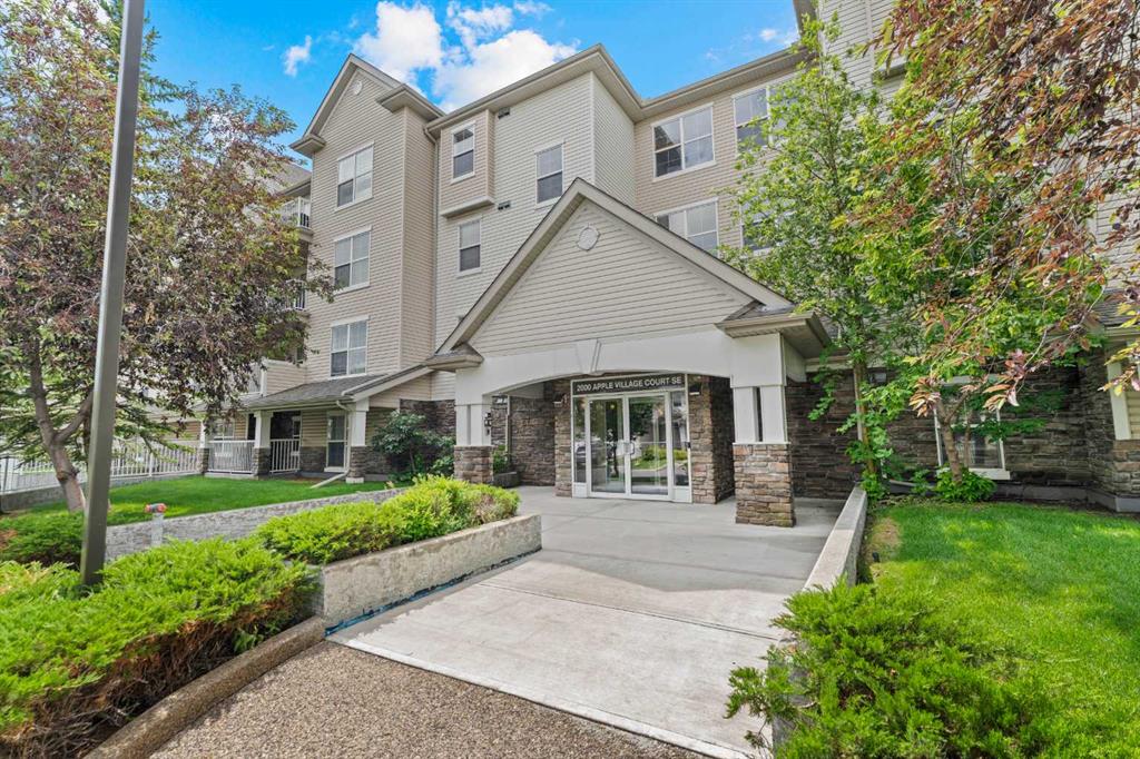 Picture of 208, 2000 Applevillage Court SE, Calgary Real Estate Listing