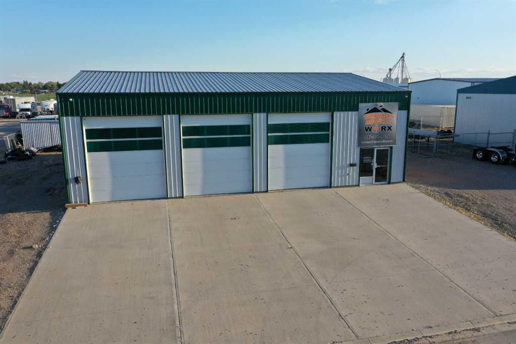 Picture of 1021 13 Avenue , Coaldale Real Estate Listing