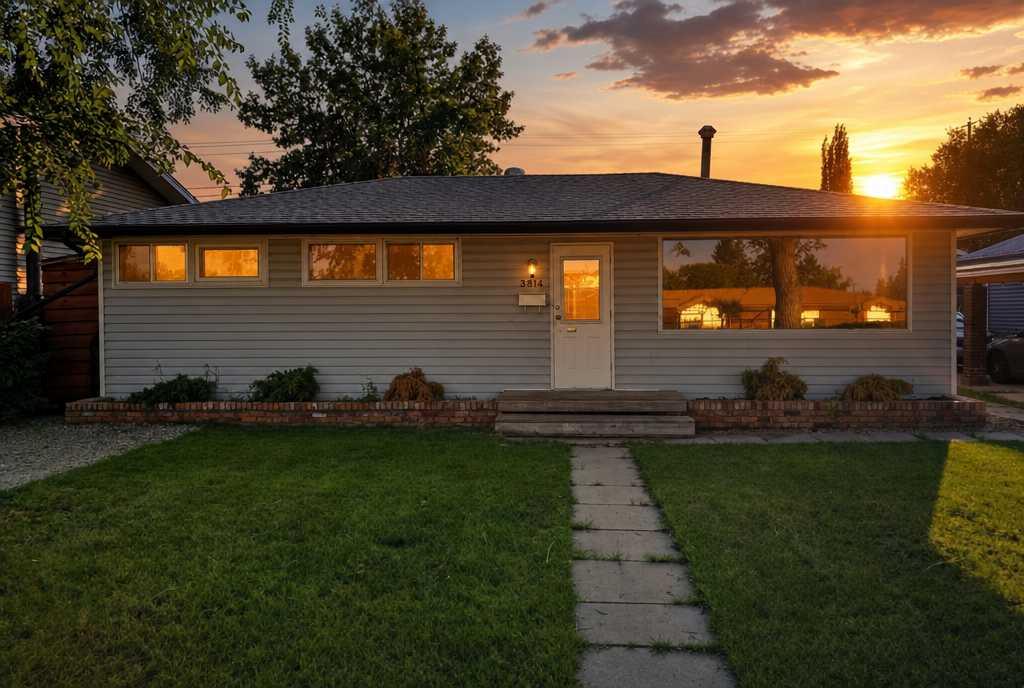 Picture of 3814 58 Avenue , Red Deer Real Estate Listing