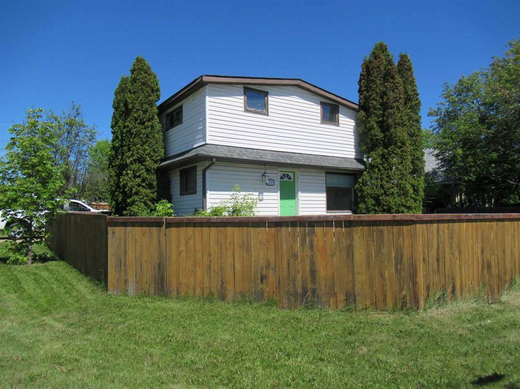 Picture of 9324 104 Avenue , Grande Prairie Real Estate Listing