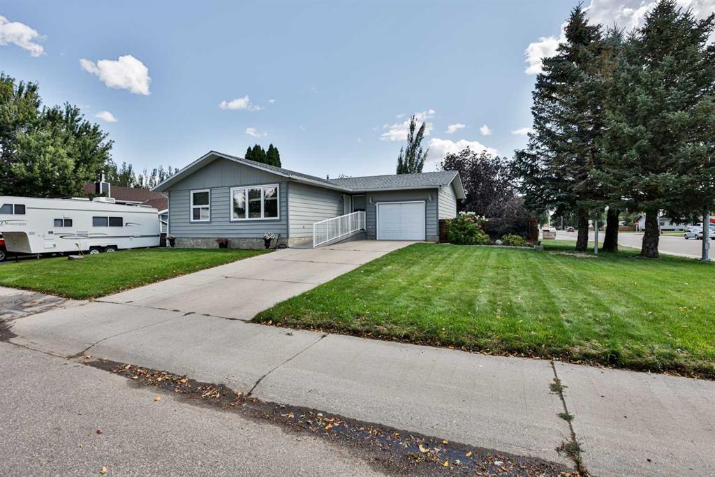 Picture of 5803 49 Street , Taber Real Estate Listing