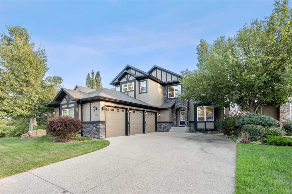 Picture of 51 Discovery Ridge Mount SW, Calgary Real Estate Listing