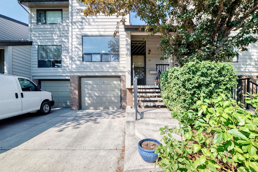 Picture of 10, 3302 50 Street NW, Calgary Real Estate Listing