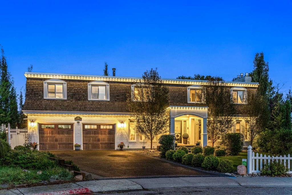 Picture of 325 Thorndale Place , Strathmore Real Estate Listing