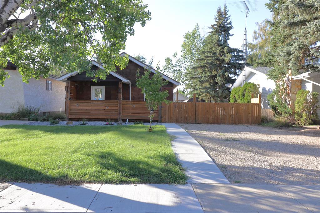 Picture of 314 4 Street S, Vulcan Real Estate Listing