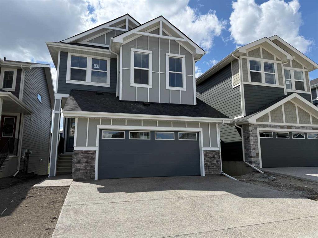 Picture of 111 sundown Crescent , Cochrane Real Estate Listing
