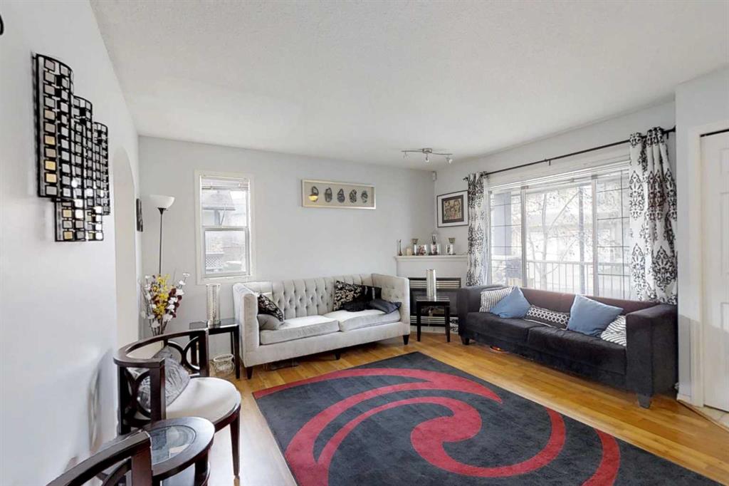 Picture of 156 Citadel Point NW, Calgary Real Estate Listing
