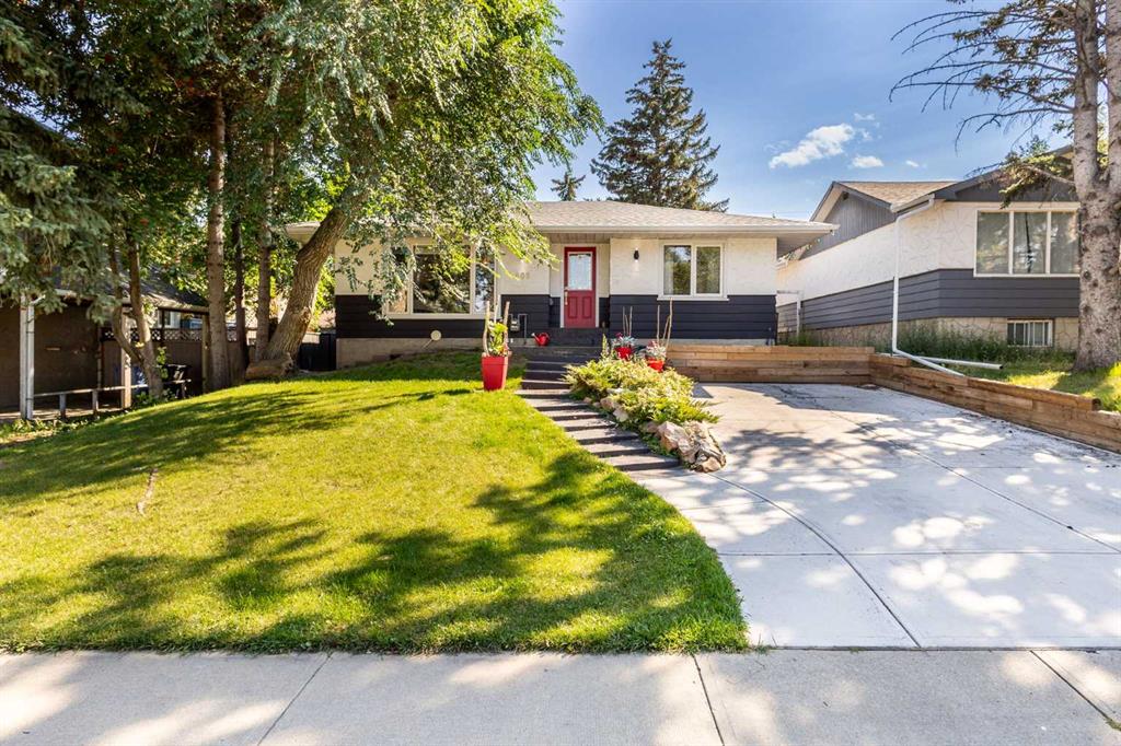 Picture of 809 68 Avenue SW, Calgary Real Estate Listing