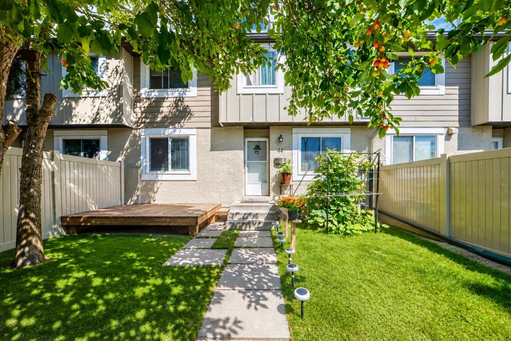 Picture of 44, 4936 Dalton Drive NW, Calgary Real Estate Listing