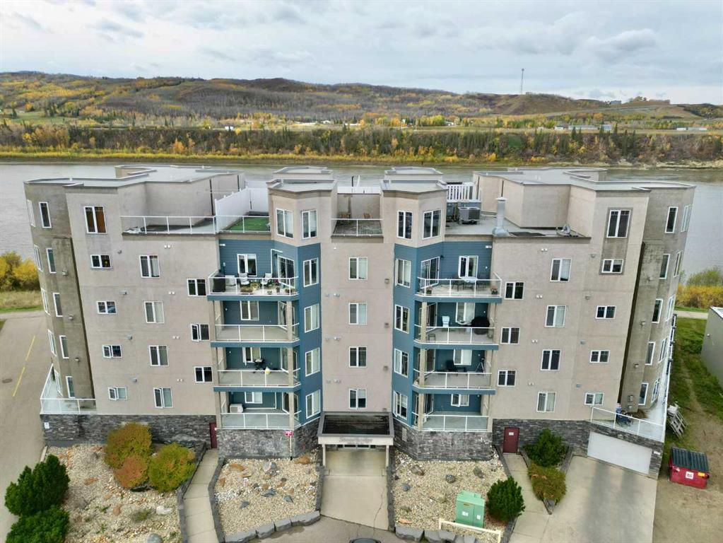 Picture of 202, 9810 94 Street , Peace River Real Estate Listing