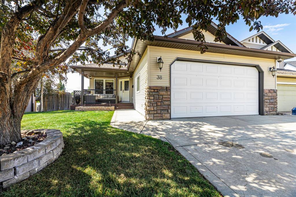 Picture of 38 Ivany Close , Red Deer Real Estate Listing