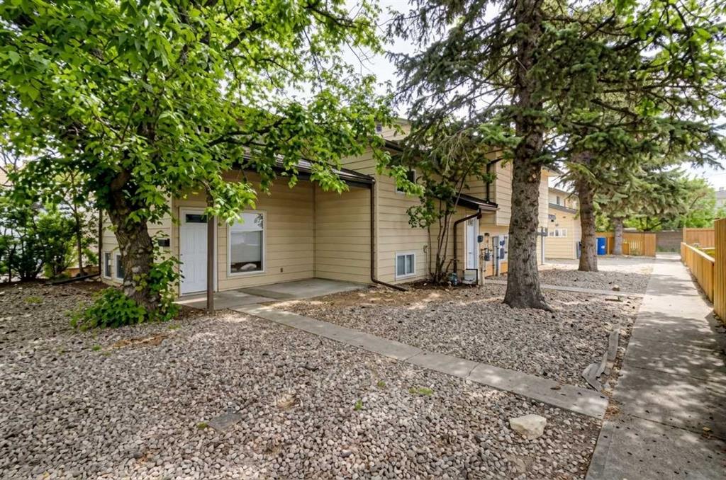 Picture of 1731 St. Edwards Boulevard N, Lethbridge Real Estate Listing