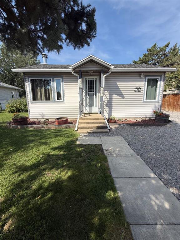 Picture of 2122 20 Street , Coaldale Real Estate Listing
