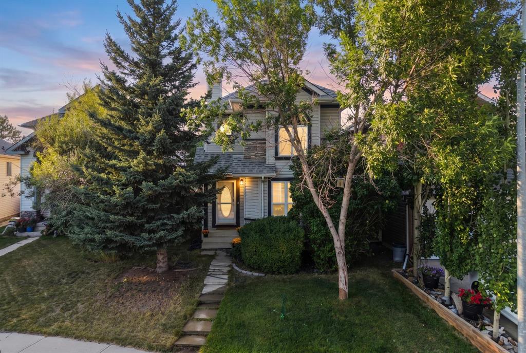 Picture of 73 Coverton Circle NE, Calgary Real Estate Listing