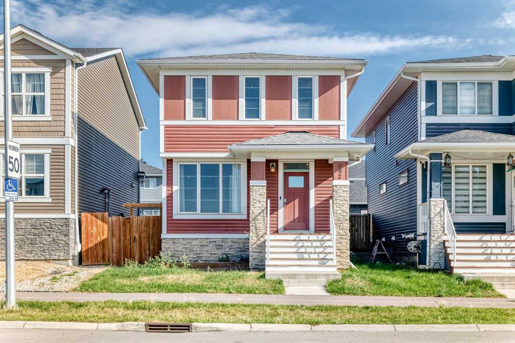 Picture of 682 Redstone Drive NE, Calgary Real Estate Listing