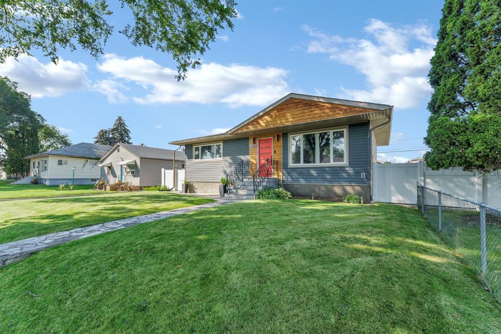 Picture of 130 11 Street NE, Medicine Hat Real Estate Listing