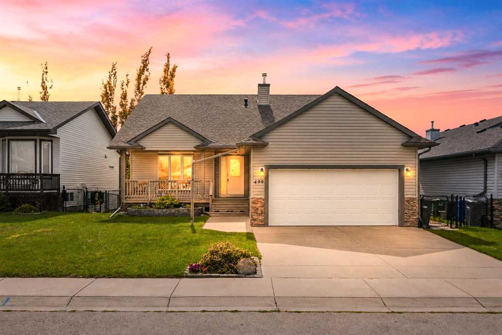 Picture of 499 Highland Close , Strathmore Real Estate Listing