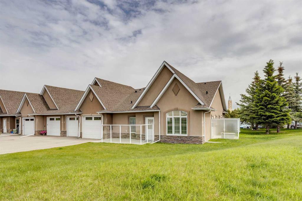 Picture of 2, 20 River Heights View , Cochrane Real Estate Listing