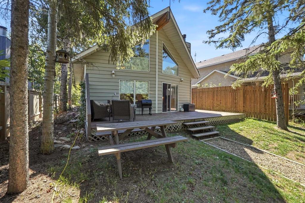 Picture of 91 Oliver Avenue , Gull Lake Real Estate Listing