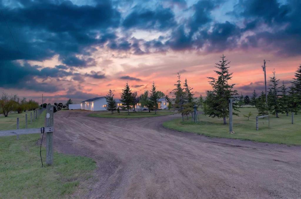 Picture of 242041 Township Road 262  , Rural Wheatland County Real Estate Listing