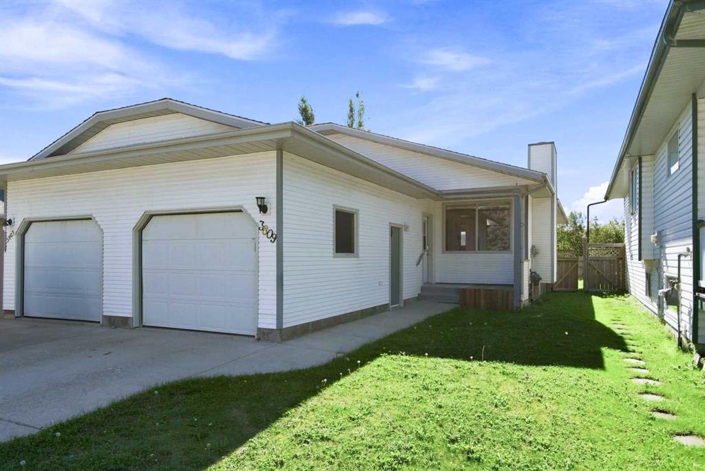 Picture of 3809 50 Avenue , Sylvan Lake Real Estate Listing