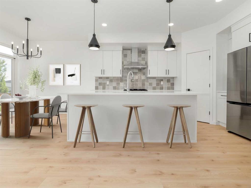 Picture of 274 Caribou Way N, Lethbridge Real Estate Listing