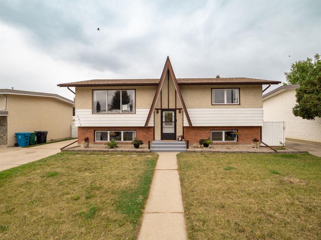 Picture of 2010 20th Street N, Lethbridge Real Estate Listing