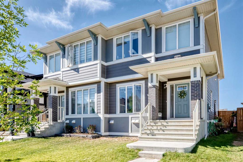Picture of 76 Magnolia Grove SE, Calgary Real Estate Listing