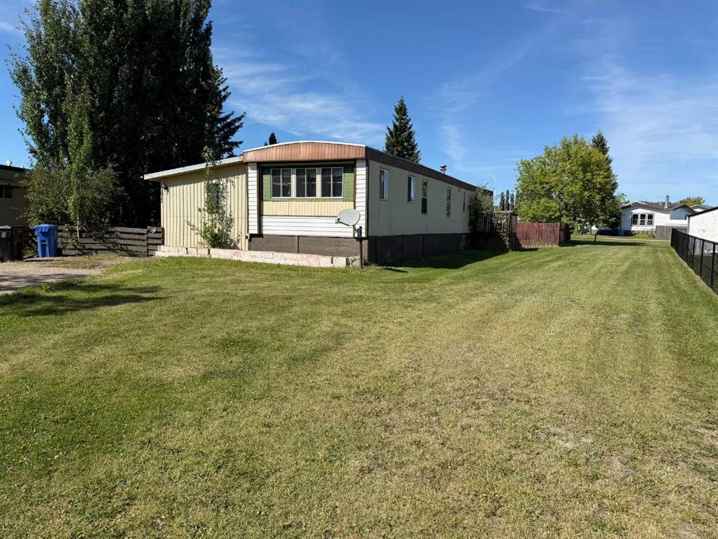 Picture of 5025 44 Street , Grimshaw Real Estate Listing