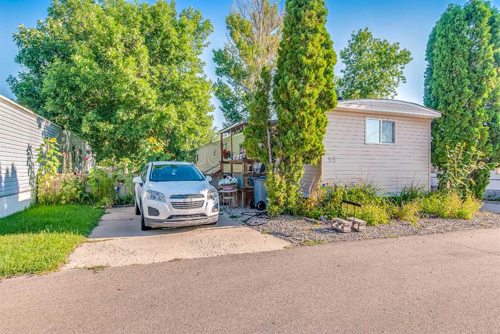 Picture of 55, 4000 13 Avenue SE, Medicine Hat Real Estate Listing