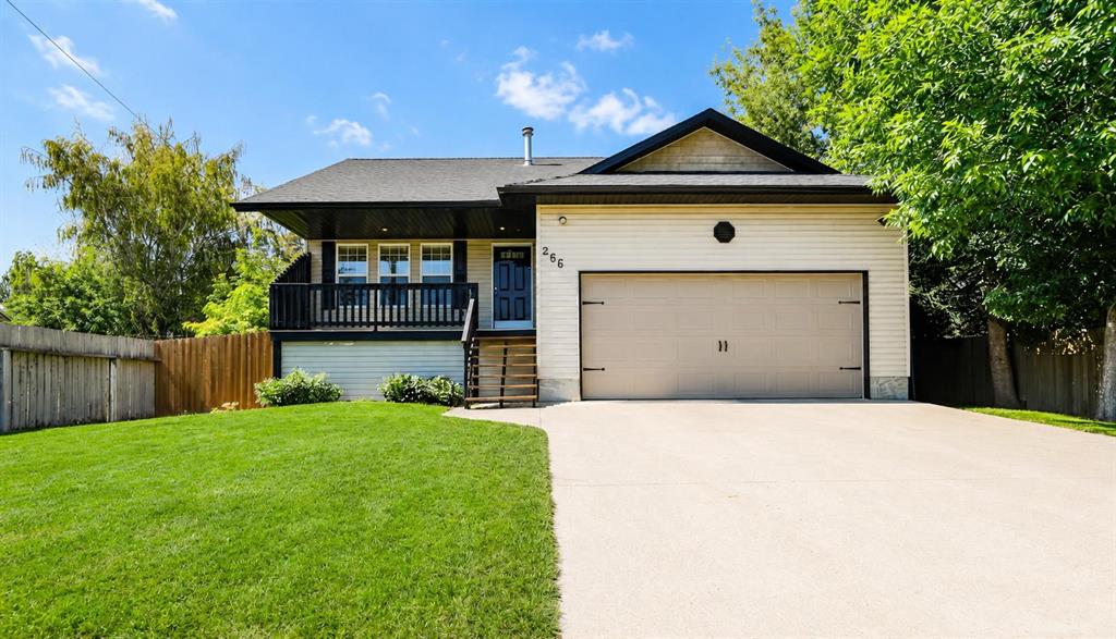 Picture of 266 S 1 Street W, Magrath Real Estate Listing