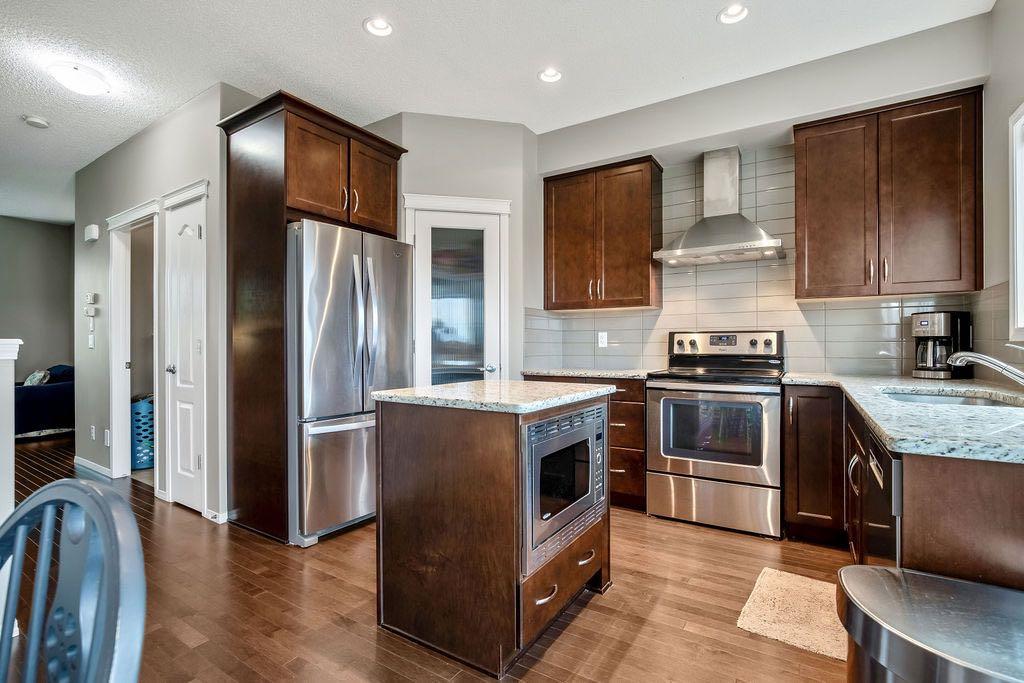 Picture of 162 Cranford Park SE, Calgary Real Estate Listing