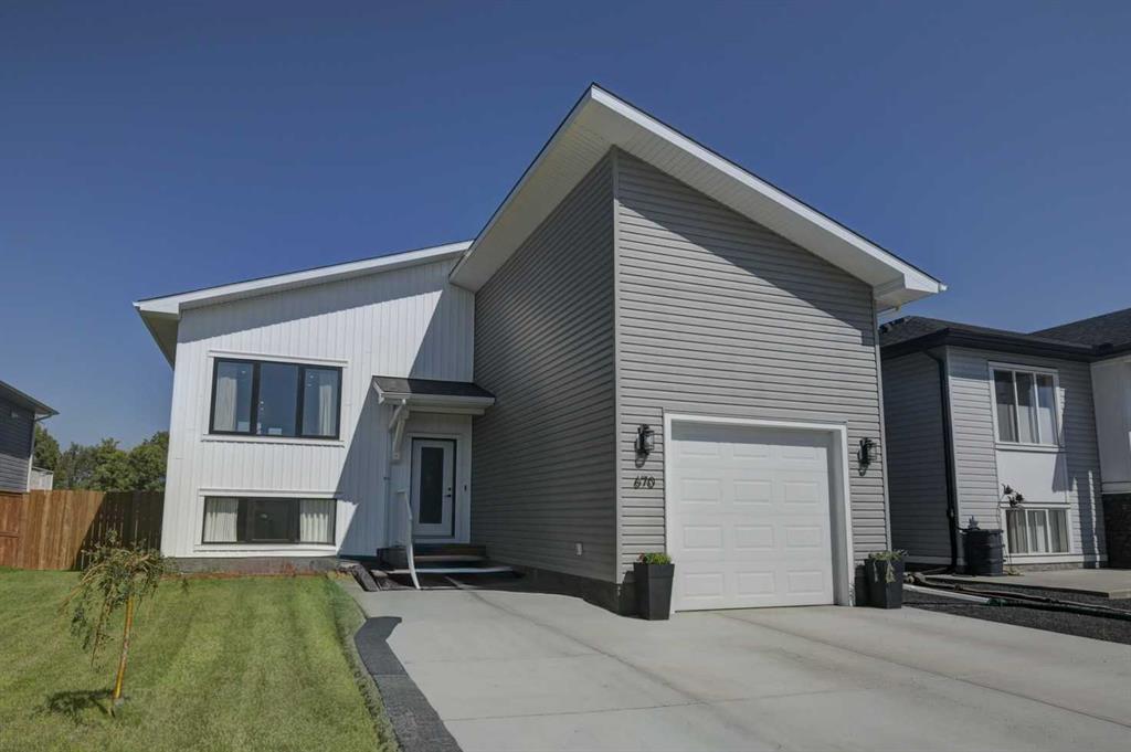 Picture of 670 Anderson Close NW, Diamond Valley Real Estate Listing